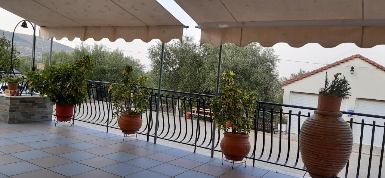 Toulatos Pantelis Apartment Pouláta Exterior foto
