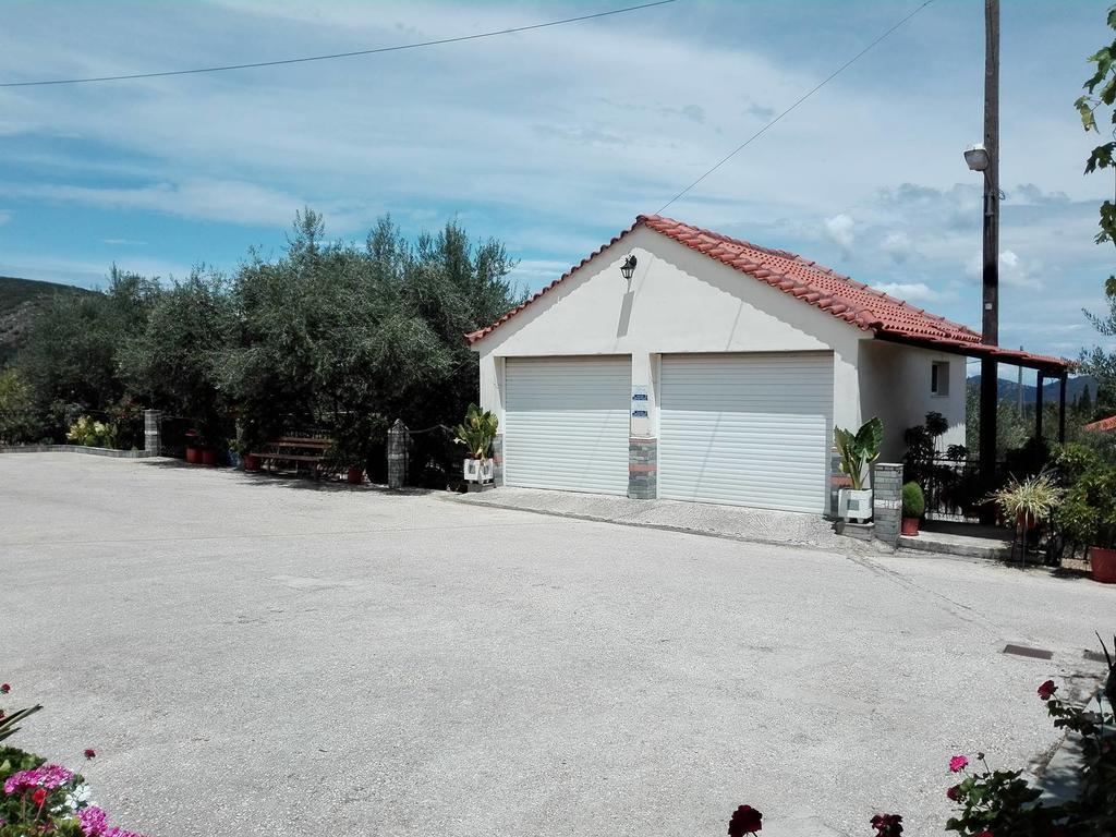 Toulatos Pantelis Apartment Pouláta Exterior foto