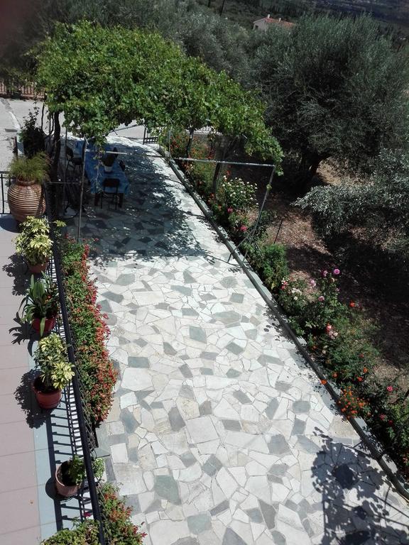 Toulatos Pantelis Apartment Pouláta Exterior foto